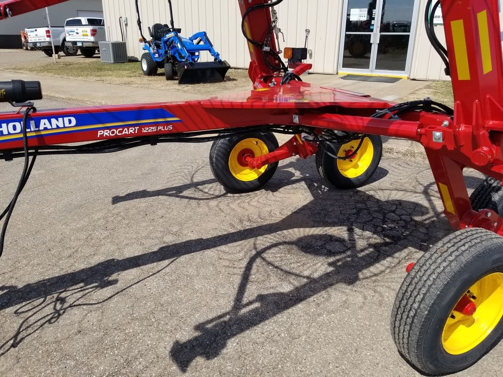 ProCart™ and ProCart™ Plus Deluxe 1225 Plus 12-Wheel