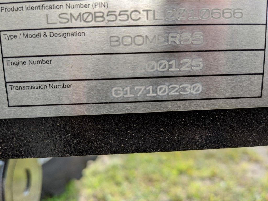 Boomer 35-55 HP Series 55 Cab (T4B)